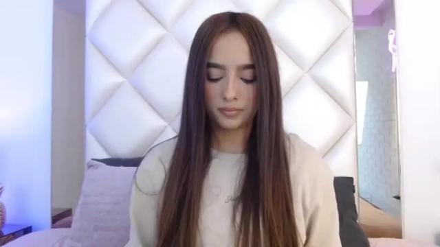 Image 6 of laliisa_1 Stream on Chaturbate on 16 months ago