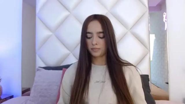 Image 8 of laliisa_1 Stream on Chaturbate on 16 months ago