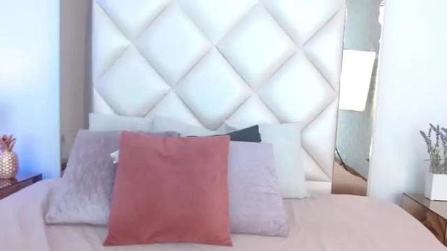 Image 6 of laliisa_1 Stream on Chaturbate on 16 months ago
