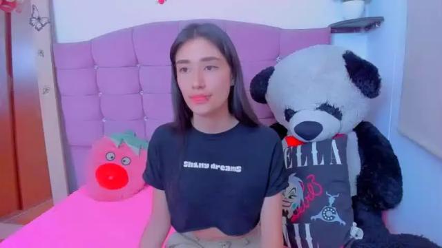 Image 12 of lalisa_manoban Stream on Chaturbate on 13 months ago