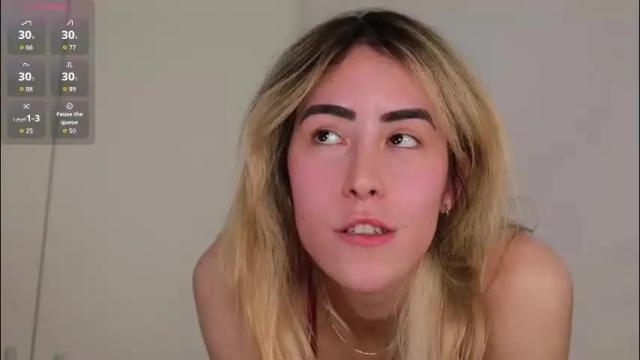 Image 10 of laliwhite Stream on Chaturbate on 2 months ago