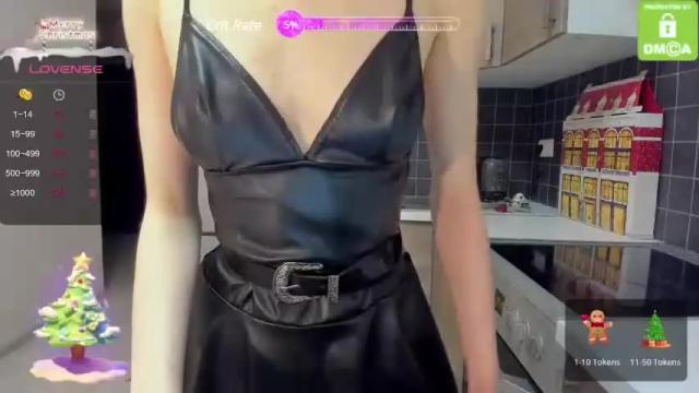 Image 7 of lallybunny Stream on Chaturbate on 18 months ago