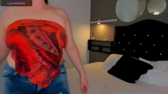 Image 2 of lalo_pons24 Stream on Chaturbate on 13 months ago