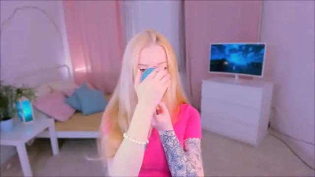 Image 7 of laly_peach Stream on Chaturbate on 14 months ago