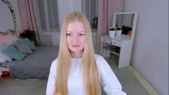 Image 10 of laly_peach Stream on Chaturbate on 1 month ago