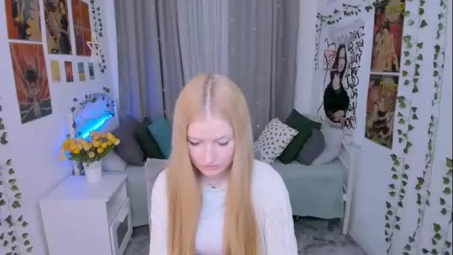 Image 12 of laly_peach Stream on Chaturbate on 1 month ago