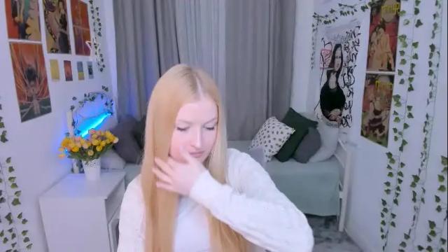 Image 6 of laly_peach Stream on Chaturbate on 1 month ago