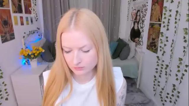 Image 11 of laly_peach Stream on Chaturbate on 1 month ago