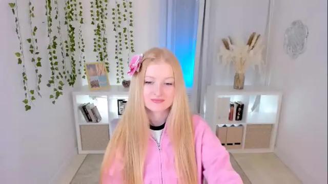 Image 7 of laly_peach Stream on Chaturbate on 1 month ago