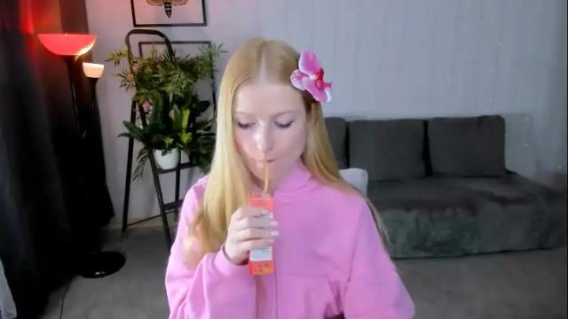Thumbnail 1, laly_peach's Stream at Chaturbate, 1 month ago