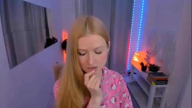 Image 6 of laly_peach Stream on Chaturbate on 9 days ago
