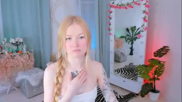Image 6 of laly_peach Stream on Chaturbate on 6 days ago