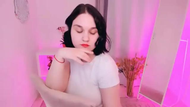 Image 4 of lana__xx Stream on Chaturbate on 16 months ago