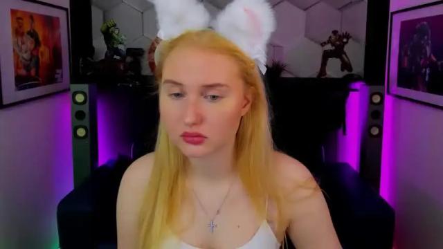 Image 2 of lana_delmar Stream on Chaturbate on 27 months ago