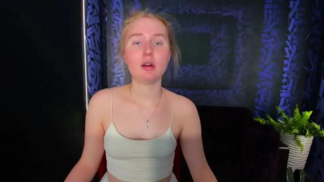 Image 4 of lana_delmar Stream on Chaturbate on 26 months ago