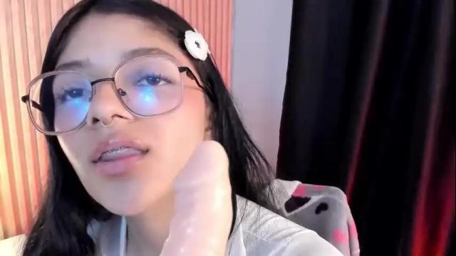 Image 3 of lana_dol Stream on Chaturbate on 2 months ago