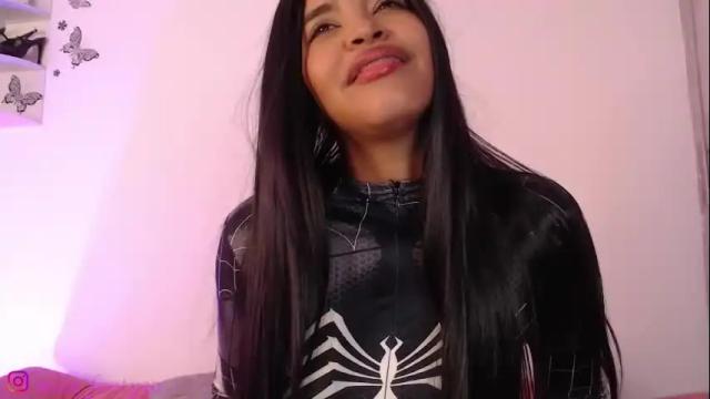 Image 2 of lana_fenty Stream on Chaturbate on 1 month ago