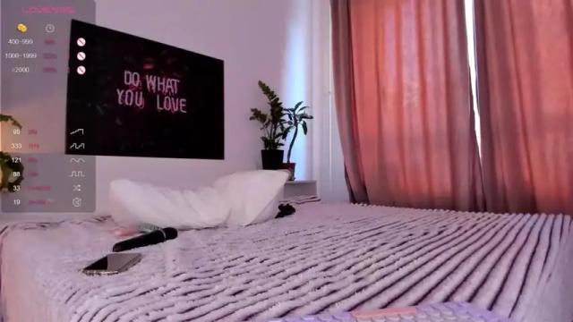 Image 12 of lana_in_bonerland Stream on Chaturbate on 14 months ago