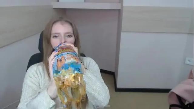 Image 10 of lana_leee_ Stream on Chaturbate on 19 months ago