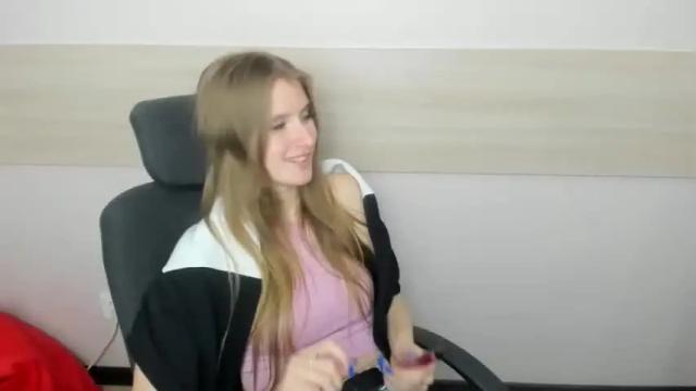 Image 12 of lana_leee_ Stream on Chaturbate on 18 months ago