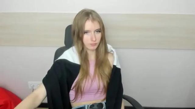 Image 6 of lana_leee_ Stream on Chaturbate on 18 months ago