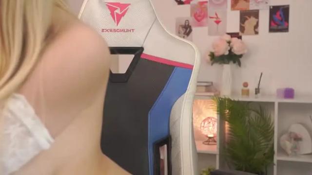 Image 12 of lana_mays Stream on Chaturbate on 14 months ago
