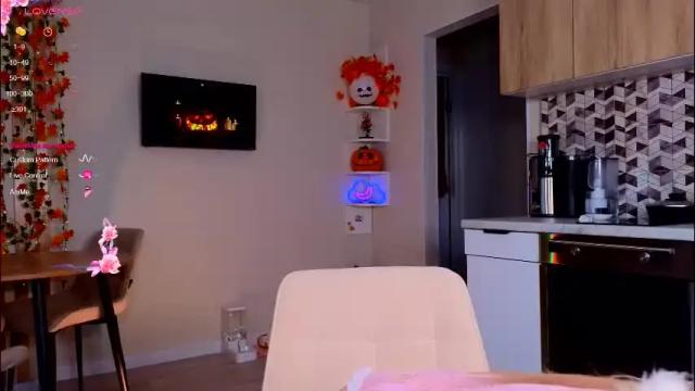 Image 2 of lana_me Stream on Chaturbate on 3 months ago