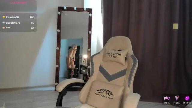 Image 11 of lana_younes Stream on Chaturbate on 12 days ago