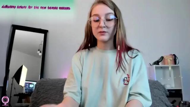 Image 6 of lanadelmaar Stream on Chaturbate on 19 months ago