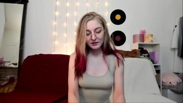 Image 7 of lanadelmaar Stream on Chaturbate on 17 months ago