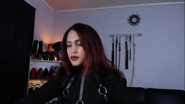 Image 12 of lanadoux_ Stream on Chaturbate on 16 days ago