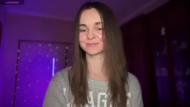 Image 12 of lanaloulou Stream on Chaturbate on 1 month ago