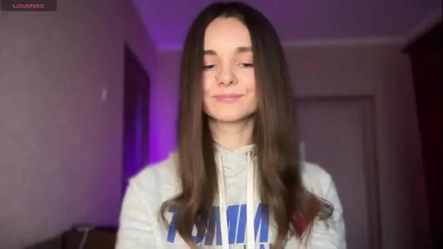 Image 10 of lanaloulou Stream on Chaturbate on 1 month ago