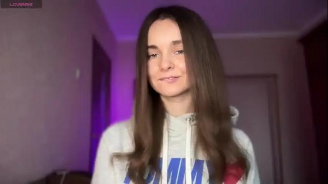 Image 7 of lanaloulou Stream on Chaturbate on 1 month ago