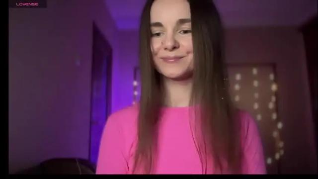 Image 10 of lanaloulou Stream on Chaturbate on 1 month ago