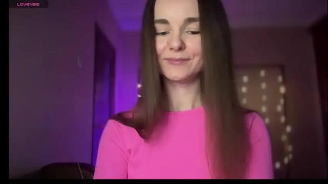 Image 12 of lanaloulou Stream on Chaturbate on 1 month ago