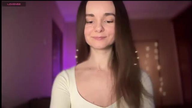 Image 10 of lanaloulou Stream on Chaturbate on 1 month ago
