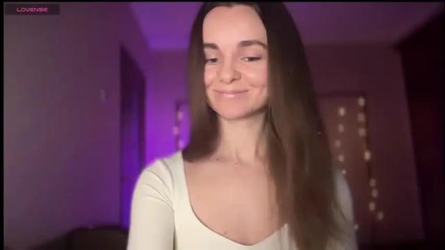 Image 4 of lanaloulou Stream on Chaturbate on 1 month ago