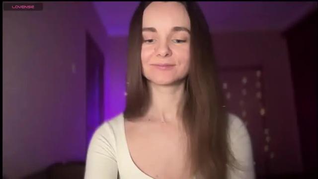 Image 6 of lanaloulou Stream on Chaturbate on 1 month ago