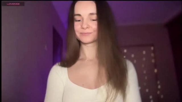 Image 12 of lanaloulou Stream on Chaturbate on 1 month ago