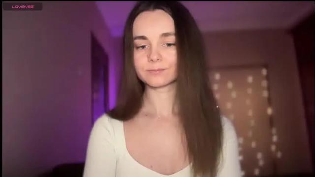 Image 3 of lanaloulou Stream on Chaturbate on 1 month ago