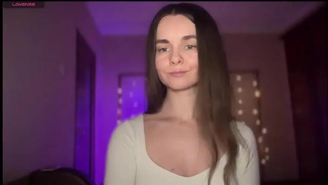 Image 8 of lanaloulou Stream on Chaturbate on 29 days ago