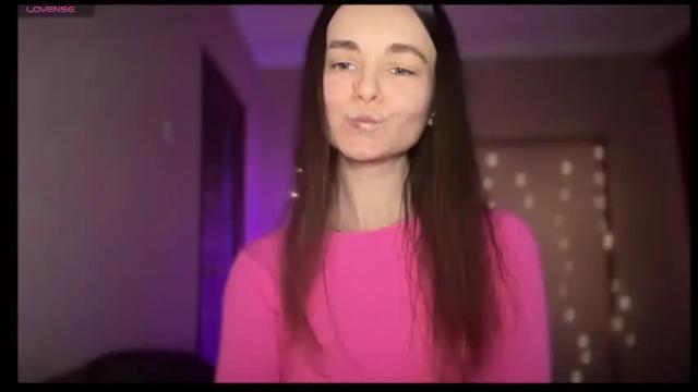 Image 10 of lanaloulou Stream on Chaturbate on 19 days ago