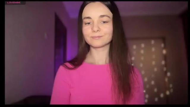 Image 11 of lanaloulou Stream on Chaturbate on 19 days ago