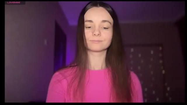 Image 4 of lanaloulou Stream on Chaturbate on 19 days ago