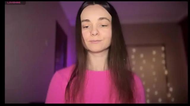 Image 6 of lanaloulou Stream on Chaturbate on 19 days ago