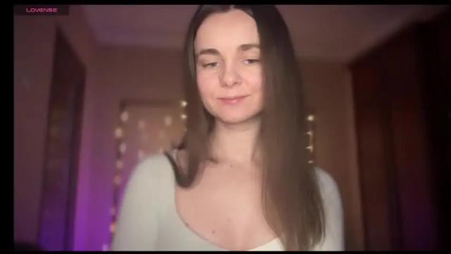 Image 2 of lanaloulou Stream on Chaturbate on 7 days ago