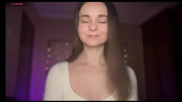 Image 3 of lanaloulou Stream on Chaturbate on 7 days ago