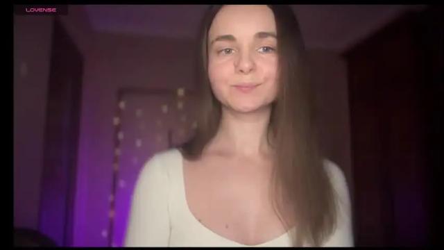 Image 7 of lanaloulou Stream on Chaturbate on 7 days ago