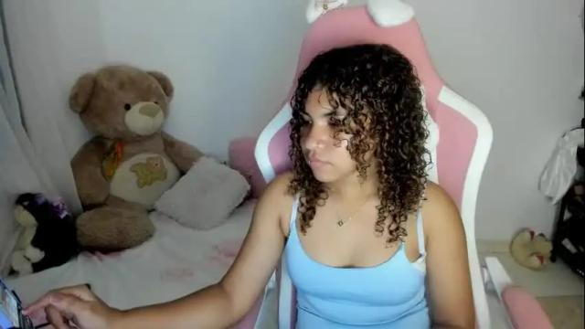 Image 2 of lanarouse1 Stream on Chaturbate on 7 months ago